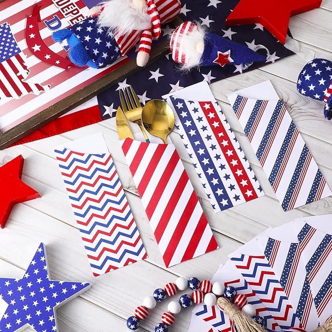 Roowest 100 Pcs 4th of July Silverware Bags Bulk Independence Day Party Supplies Disposable American Flag Paper Utensil Bags for Patriotic Party Home Wedding Party Table Decorations