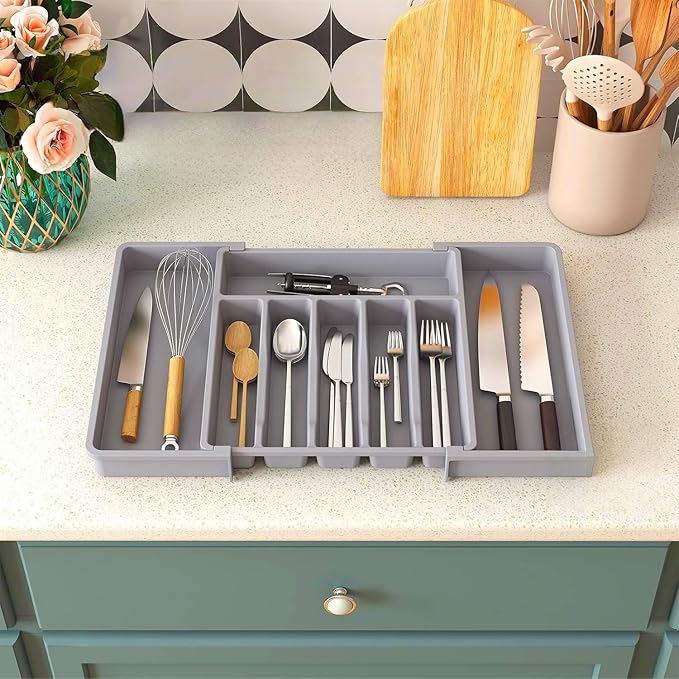 YWHWXB Silverware Drawer Organizer,Expandable Utensil Tray,Large Kitchen Drawer Organizer,Adjustable Plastic Flatware Organizer for Flatware Cutlery Spoon Knives Drawer Storage Organization (Grey)
