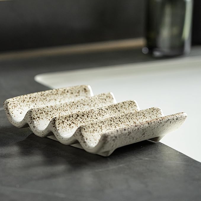 Soap Dish for Shower, Self Draining Bar Soap Holder for Shower, Ceramic Bathroom Soap Saver with Fluted Design, Suitable for Soap Bar, Sponge