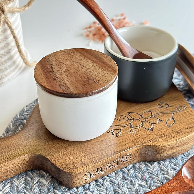 SALT AND PEPPER CELLAR SET WITH ACACIA WOOD LID AND ENGRAVED DECORATIVE HOLDING TRAY - WHITE AND BLACK