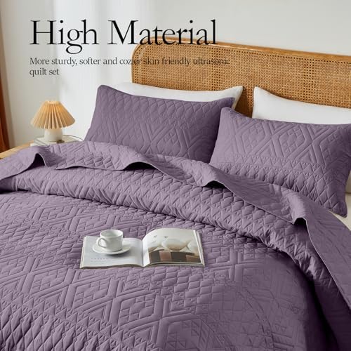 akkialla Full/Queen Quilt Set, Grayish Purple Lightweight Microfiber Bedspread Coverlet, Boho Geometric Pattern, Soft All-Season Bedding, 3-Piece (1 Quilt, 2 Pillow Shams) - Image 4
