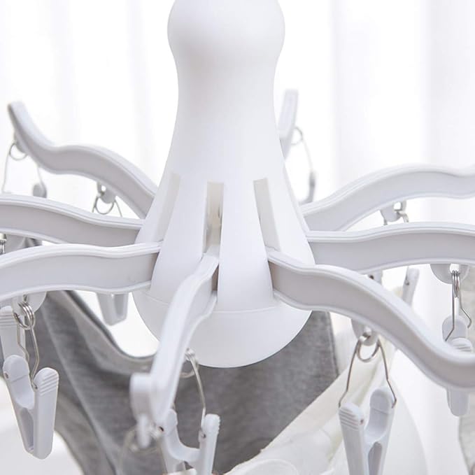 Foldable Clip and Drip Hanger, 8-Claw Octopus Hanging Dryer with 16 Clips, Portable Underwear Hangers, Simple to Fold and Place