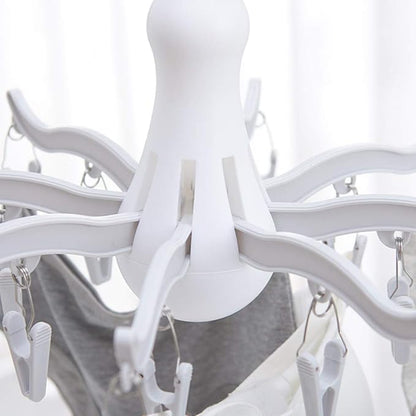 Foldable Clip and Drip Hanger, 8-Claw Octopus Hanging Dryer with 16 Clips, Portable Underwear Hangers, Simple to Fold and Place