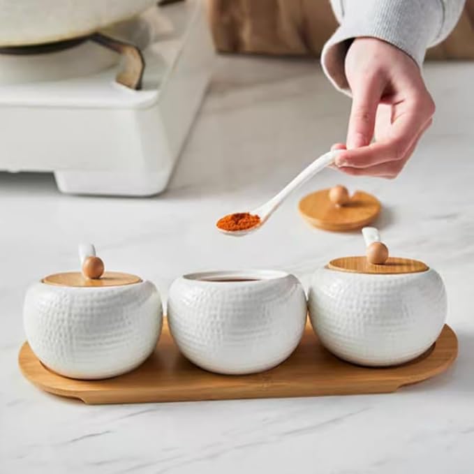 Ceramic Seasoning Container Spice Jar, Home Kitchen Seasoning Box Food Storage Container with Bamboo Lid and Bamboo Tray, Ceramic Spoon 200 ml (7 oz), Set of 3 Bottles, Suitable for Kitchen