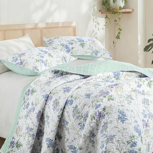 Exclusivo Mezcla Floral Reversible Quilts Queen Size Bedding Set, Lilac - Image 2