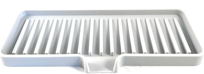 Silicone Soap Dish Tray and Sponge Holder with Drain Chute, Rectangular, Kitchen and Bathroom Sink Organizer (Light Grey, 9"x3.5")