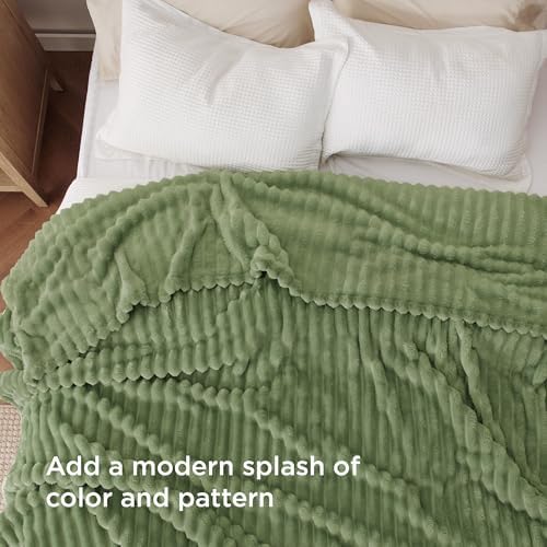 Bedsure Soft King Size Blankets for Bed Reseda Green 108"x90" - Image 3