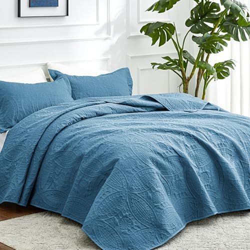 Love's cabin Quilts for Queen Bed Misty Blue Bedspreads Bedding Set - Lightweight Bedspread Comforter - Coin Pattern Bedding Coverlet for All Season - 3 Pieces (1 Quilt, 2 Pillow Shams) - Image 2