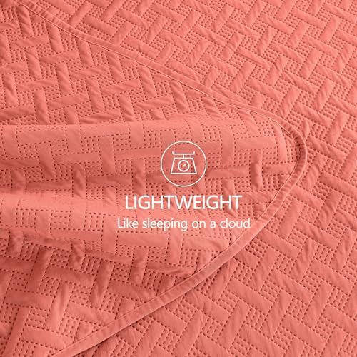 FLYMME Quilts Queen Size,Lightweight Coral Bedspreads,Basket Weave Pattern,Ultra Soft Microfiber Bed Coverlet 3 Pieces for All-Seasons (1 Quilt,2 Shams) - Image 6