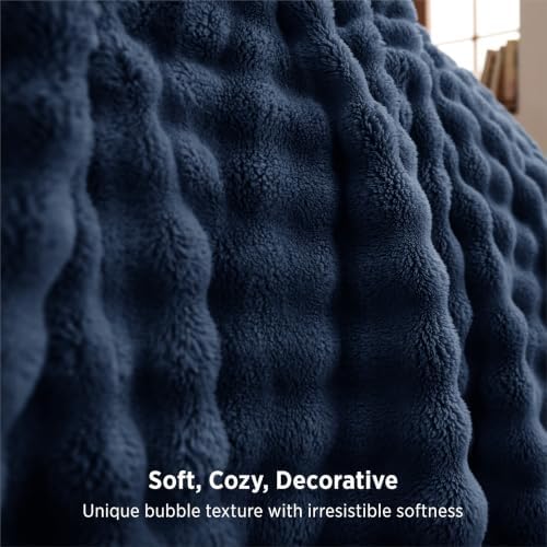 Bedsure Cloud Bubble Fleece Twin Blanket for Bed, Navy Blue, 60"×80" - Image 3