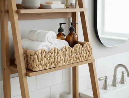 Kriitools Wicker Bathroom Basket Tray Organizer w/Scalloped for Toilet Paper, Small Rattan Decorative Basket for Bathroom Decor, Farmhouse Home Decor, Living Room and more, Natural Water Hyacinth