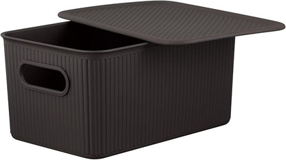 Decorative Plastic Basket Lidded Home Storage Bins Organizer Baskets, Medium Brown (1 Pack - 5 Liter) Stackable Container Box, for Organizing Closet Storage Bins for Shelves - Ribbed Collection