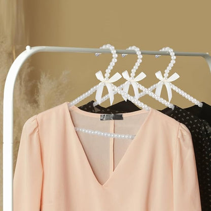 PRETYZOOM Artificial Pearl Bowknot Clothes Hangers 15.7 Inch Plastic Hangers for Home Wardrobe Wedding Bride Dress Display with Strong Load Capacity 2-Pack