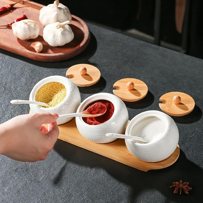 Ceramic Seasoning Container Spice Jar, Home Kitchen Seasoning Box Food Storage Container with Bamboo Lid and Bamboo Tray, Ceramic Spoon 200 ml (7 oz), Set of 3 Bottles, Suitable for Kitchen
