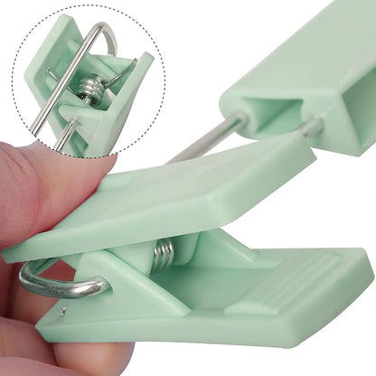 NORTHERN BROTHERS 30 Pack Plastic Pants Hangers with Clips, Adjustable Non-Slip Skirt Hangers for Women, Closet Hangers for Trousers & Shorts, Green