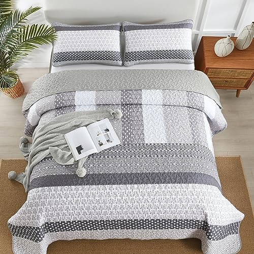 WONGS BEDDING Grey Queen Size Quilt Set, Boho Striped Bedspread - Image 2
