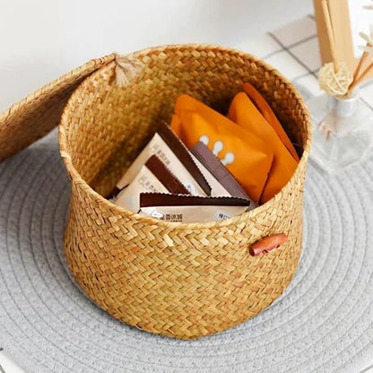 Seagrass Handmade Basket with Lid, Small Round Basket for Storage, Decorative Home Organizer Decor(7"L X 5"H, Natural)