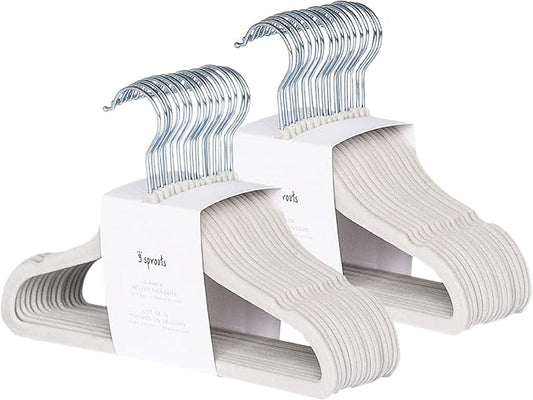 3 Sprouts Velvet Baby Hangers - Non-Slip Hangers for Infant and Toddler Clothes - Slim Space-Saving Design with Nordic Colors for Nursery - 30 Pack - Gray