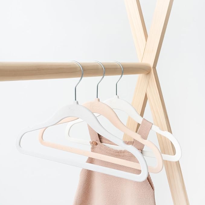 3 Sprouts Velvet Baby Hangers - Non-Slip Hangers for Infant and Toddler Clothes - Slim Space-Saving Design with Nordic Colors for Nursery - 30 Pack - Assorted Cream, Grey, Hazelnut