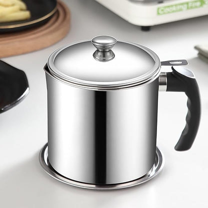 Grease Container, Bacon Grease Container with Strainer, Cooking Oil Keeper with Lid and Easy-Grip Handle (1.8L)