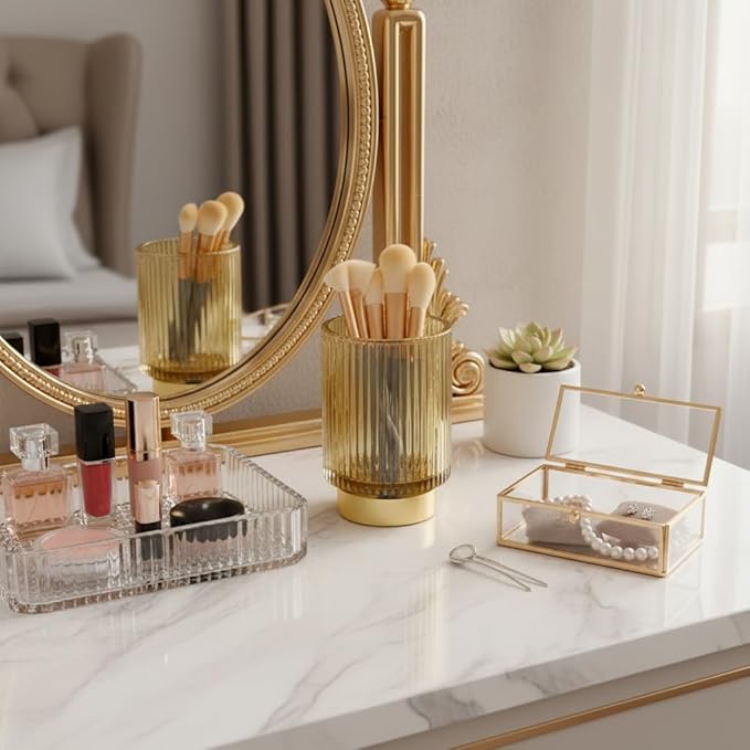 Vintage Makeup Brush Holder Organizer,Dresser Glass Brushes Holder,Vanity Cosmetic Brush Holder,Desktop Crystal Eyeliners Eyebrow Pencil Storage Cup Holder for Countertop (Large Amber)