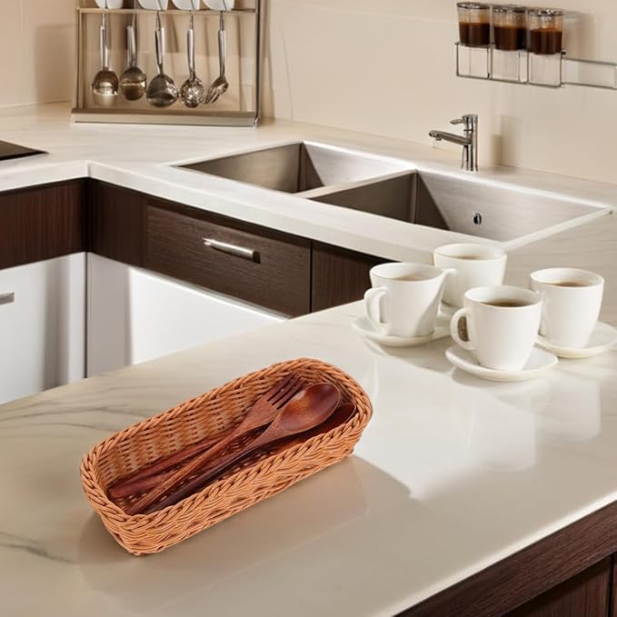 Angoily Wicker Silverware Organizer, Hand-Woven Wicker Flatware Silverware Holder, Kitchen Organizer Storage for Countertop Small Utensil Holders Party Table Spoon Knives Fork Flatware Candy Basket