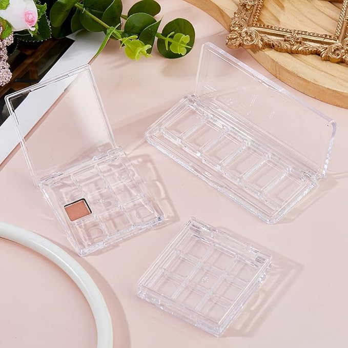SUPERFINDINGS 4Pcs 2 Styles Empty Makeup Palette Depotting Cases Plastic DIY Eyeshadow Box Kit Clear Eyeshadow Powder Blush Lipstick Palette Dispensing Storage Boxes for Travel DIY