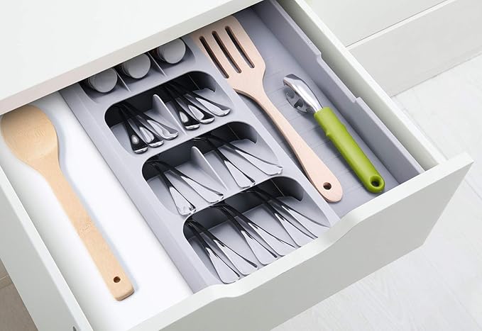 Expandable Kitchen Drawer Organizer, Adjustable Cutlery Trays and Utensil Holder, Kitchen Drawer Dividers Storage for Silverware, Flatware, Knives, Spoons, Gray
