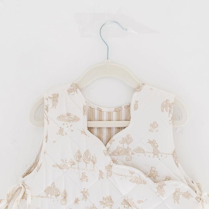 3 Sprouts Velvet Baby Hangers - Non-Slip Hangers for Infant and Toddler Clothes - Slim Space-Saving Design with Nordic Colors for Nursery - 30 Pack - Cream