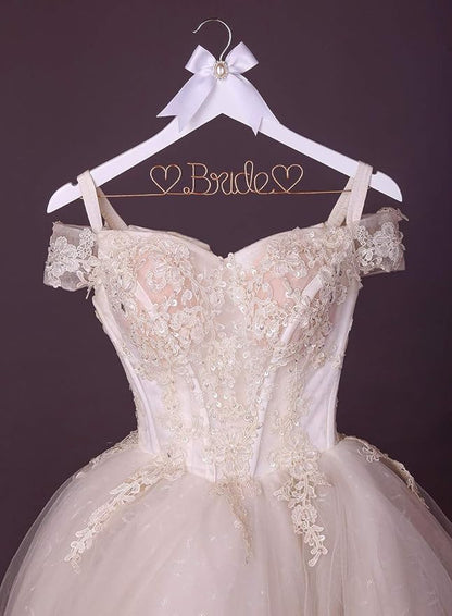 White Solid Wood Bridal Dress Hanger with Bridal Wire Lettering for Bridal Wedding Party Gift (White Hanger with Rose Gold Thread)