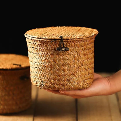 Seagrass Handmade Basket with Lid, Small Round Basket for Storage, Decorative Home Organizer Decor(7"L X 5"H, Natural)