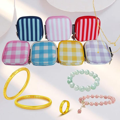 Travel Jewelry Case Small Jewelry Organizer Purse Jewelry Bag Women Christmas Gifts Jewelry Purse for Bracelet Rings Earring Necklace