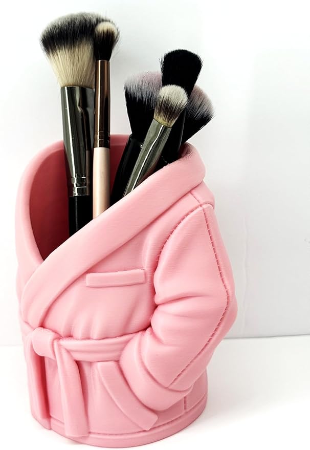 2pcs Bathrobe can holder for Beer & Soda, 4.75" 3D Printed Bath Robe Can Holder, Unique Beer Holder, Spa Day Novelty Gift, Housewarming Present NO CAN or BRUSHES INCLUDED (PINK)