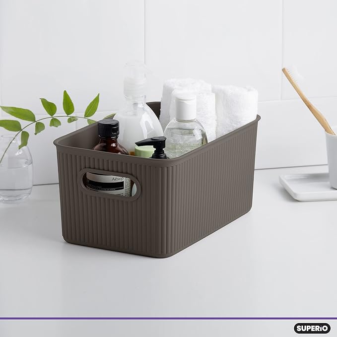 Decorative Plastic Basket Lidded Home Storage Bins Organizer Baskets, Medium Brown (1 Pack - 5 Liter) Stackable Container Box, for Organizing Closet Storage Bins for Shelves - Ribbed Collection