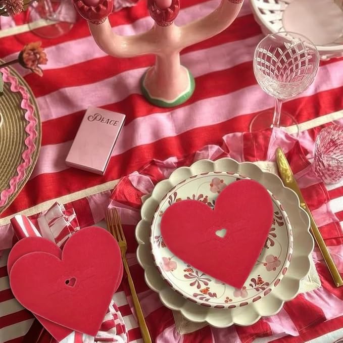 16 Pcs Valentine's Day Red Heart Flatware Holder Felt Cutlery Bag Valentine Tableware Cover Silverware Holder Pockets Dinner Knife Fork Covers for Birthday Mother's Day Party Table Setting Decor