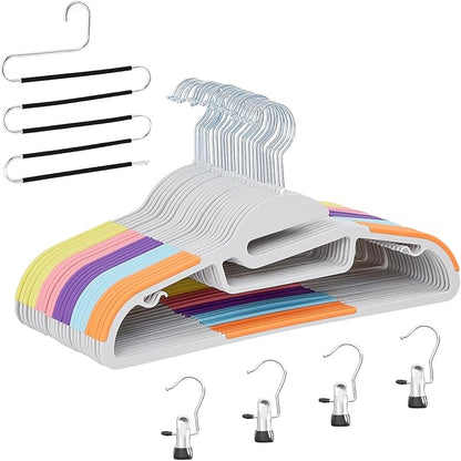 VECELO 25 Pack Coat Hangers, Premium Quality Plastic Suit Clothes Hanger, Non-Slip, Heavy-Duty, S-Shaped Opening, 360º Swivel Hook, Space-Saving for Bedroom Closet