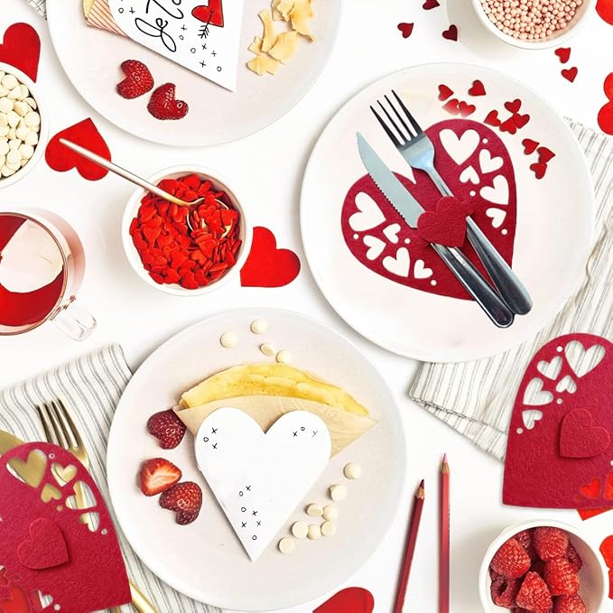 8 Pcs Valentine Hollow Heart Flatware Holder Cutlery Bags Red Valentine's Day Silverware Felt Tableware Holder Pocket Knife Fork Covers for Wedding Birthday Mother's Day Party Table Setting Decor