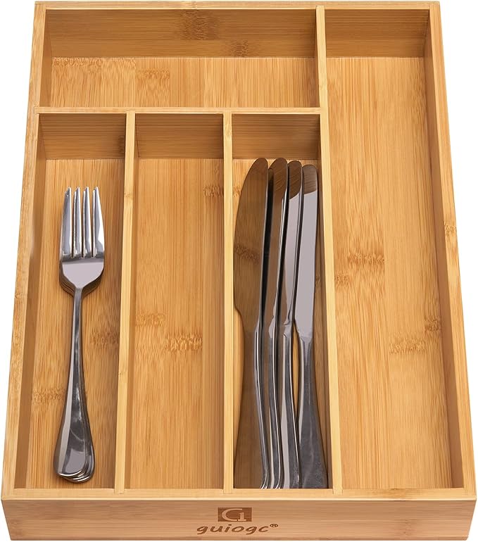 guiogc Kitchen Bamboo Silverware Drawer Organizer，Silverware Organizer and Cutlery Tray with Grooved Drawer Dividers for Silverware, Knives in Kitchen, Bedroom (5 Slot-Natural)
