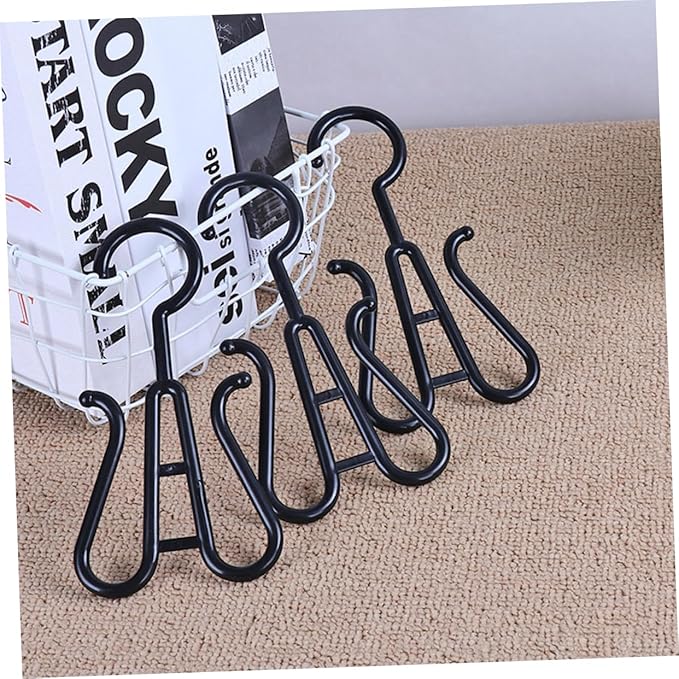 Homoyoyo 10Pcs Plastic Slipper Hooks Shoe Hanging Organizers for and Drying Fit for Footwear Space Saving for