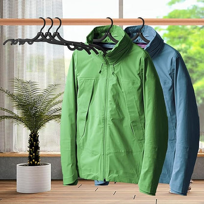 40Pcs FoldableTravel Hangers Space Saving Portable Folding Coat Hangers Travel Accessories Essentials for Traveling Camping Flying RV Cruises Suitcase Clothes Drying Rack Black40