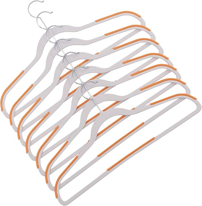 VECELO Non-Slip Clothes Hangers, 25 Pack Heavy Duty Plastic Hangers with 360° Rotating Metal Hook, Space Saving Wardrobe Organizer for Shirts, Coats, Pants, Dresses