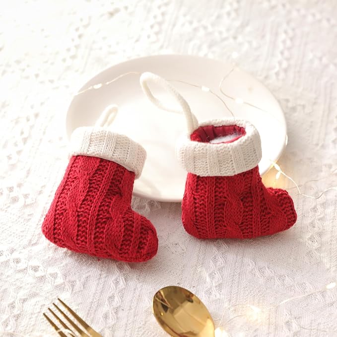 8Pcs Christmas Silverware Holders,Christmas Stockings Knife and Fork Bags Covers for Xmas Party Dinner Table Dinnerware Decoration Flatware Decor