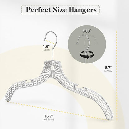 HOUSE DAY Clear Plastic Hangers 25 Pack, Durable Crystal Hangers for Clothes, Light Weight Plastic Dress Hanger for Women, Versatile 16.7‘’ Hanger for Closet and Retail Use, with 360° Swivel Hook