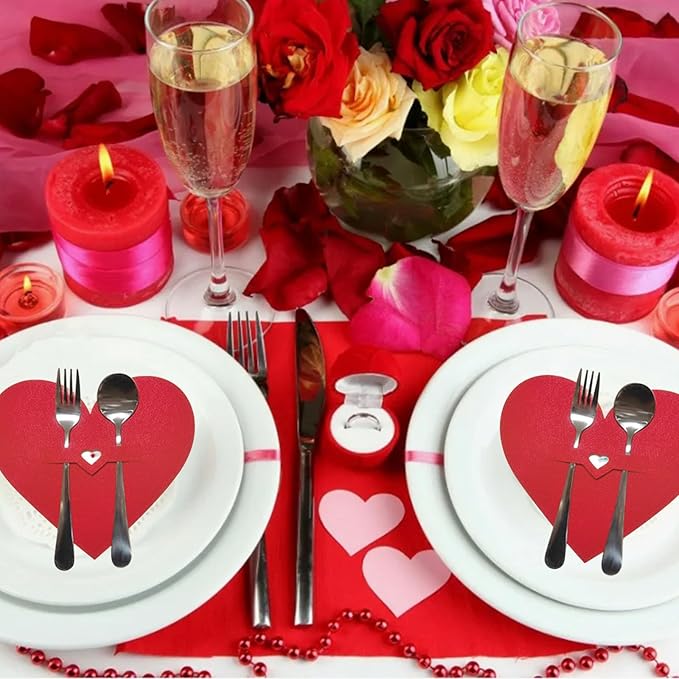 mdgfge 10Pcs Valentine's Day Tableware Utensil Holder Red Heart Shape Silverware Holders Pocket Set, Red Love Theme Felt Flatware Bags Covers for Engagement Xmas Dinner Table Party Decor Supplies