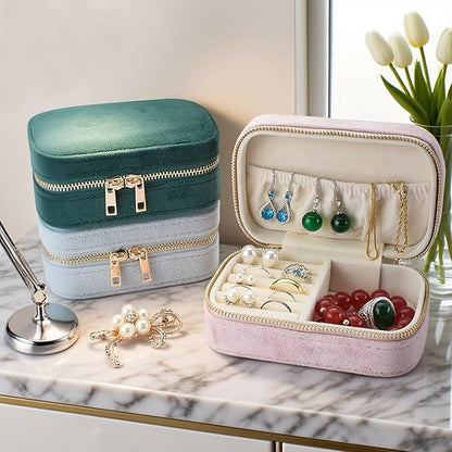 Small Travel Jewelry Case for Women - Plush Velvet Portable Organizer, Holds 20+ Bracelet/Necklace/Earrings/Rings, Giftable Storage Display Box Zipper, Mother/Bridesmaid/Girlfriend Gift (Green)