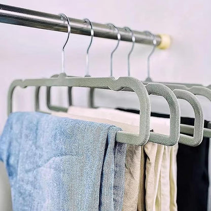 Velvet Pant Hangers, 20pcs Heavy Duty Flocked Trouser Hangers with Non-Slip Bar, 35cm(L) Adult Clothes Hanger with Swivel Hook, Slim Felt Jean Hangers for Shorts, Dress, Scraf, Bar (Grey-Silver)