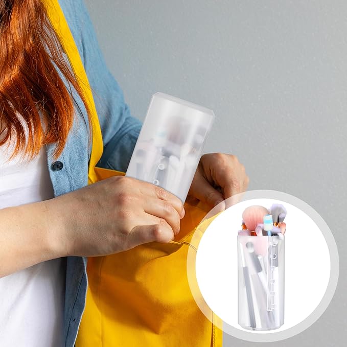 Trinkrittey 2 Pack Travel Makeup Brush Holder Retractable Makeup Brush Cup Plastic Clear Portable Cosmetic Travel Makeups Accessories with Lid Dust-proof Brushes Storage Case for Women Makeups Artist