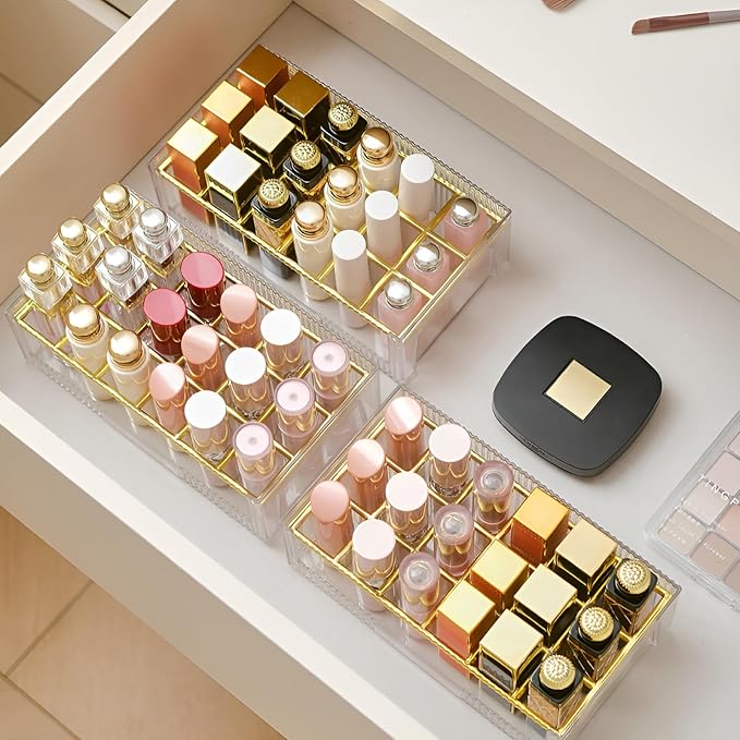 18 Grids Lipsticks Organizer, Clear Acrylic Lip Gloss Holder and Storage Display Case for chapstick, Lip Balm, Makeup (1 Pack)