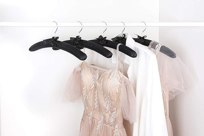Amber Home 5 Pack Large Black Satin Padded Hangers, 17" Non-Slip Cushioned Hangers for Sweaters, Silk Dress, Wedding Dress, Bridal Gown, Cashmere