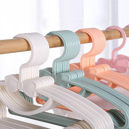 YYaaloa Kids Clothes Hangers Baby Clothes Hangers Childrens Plastic Infant Hangers Very Durable Kids Hangers Toddler's Hangers (style2 6colors 30pcs)